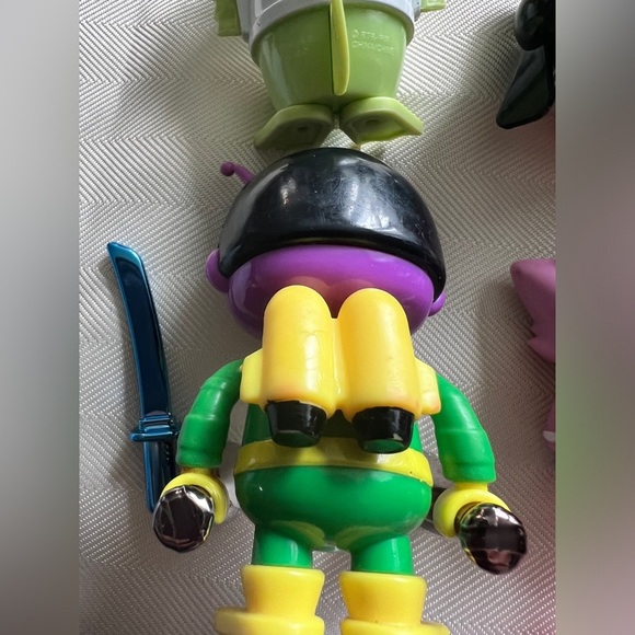 Ryan’s world action figures lot of 11!! Some 3” and some 2” - Picture 5 of 9